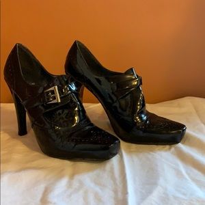 Start Weitzman 7.5 Black Patent Leather